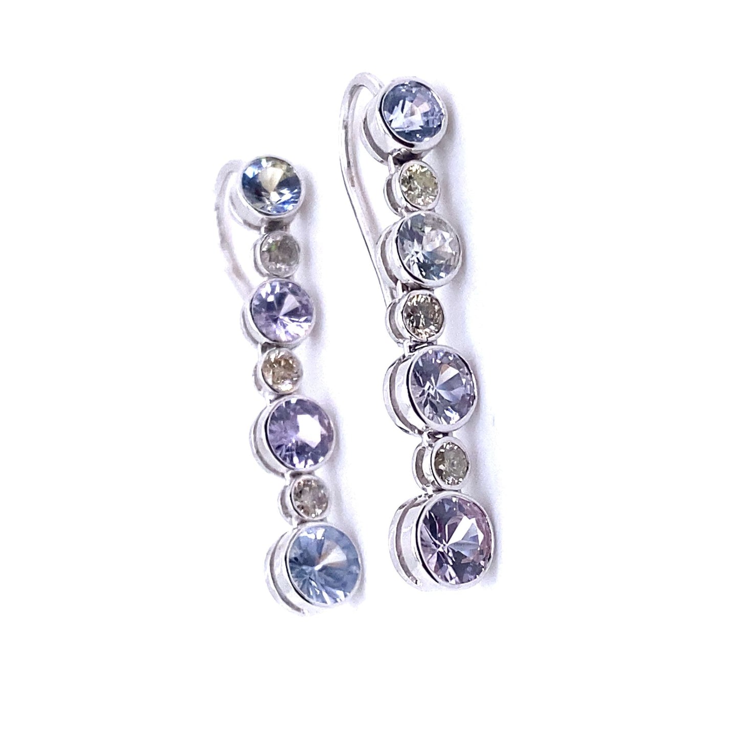 Elegant Sapphire and Diamond Gold Earring